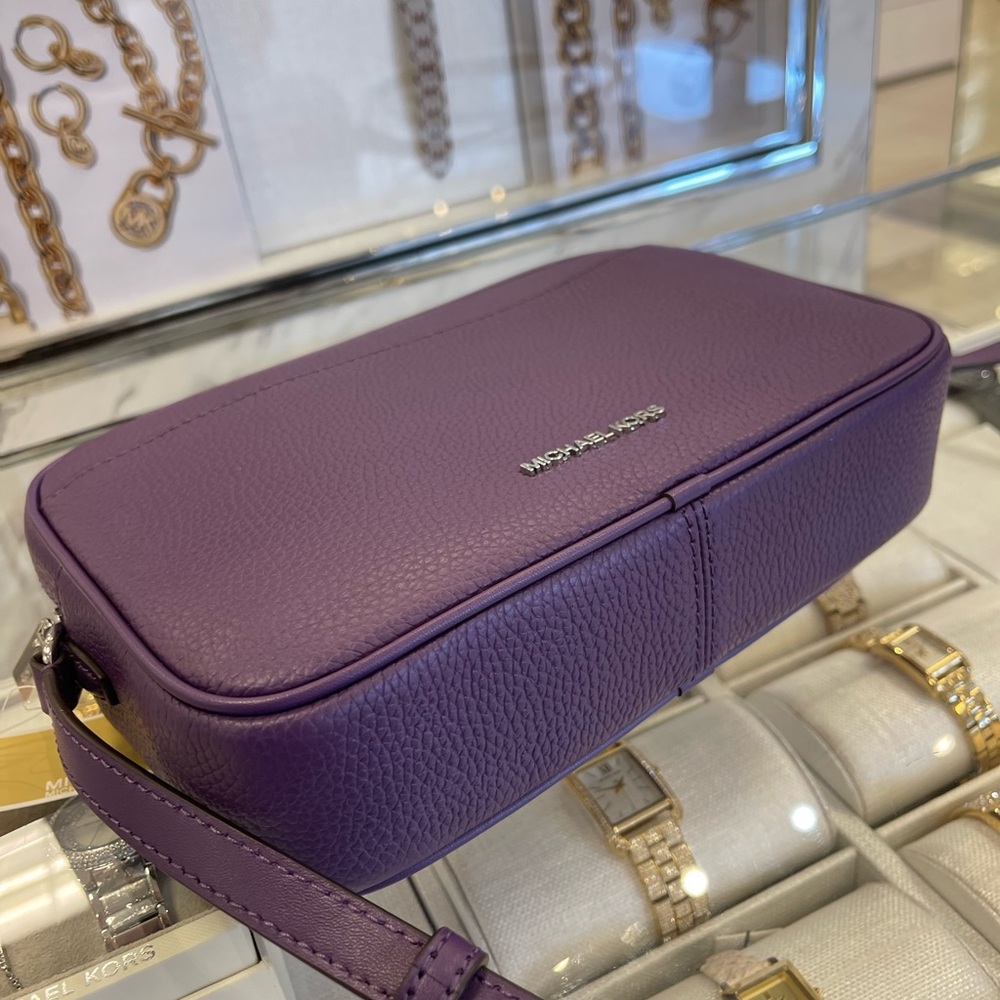 MICHAEL KORS Jet Set Pebbled Leather Camera Crossbody Bag
Dark Purple
NWT - Picture 13 of 16